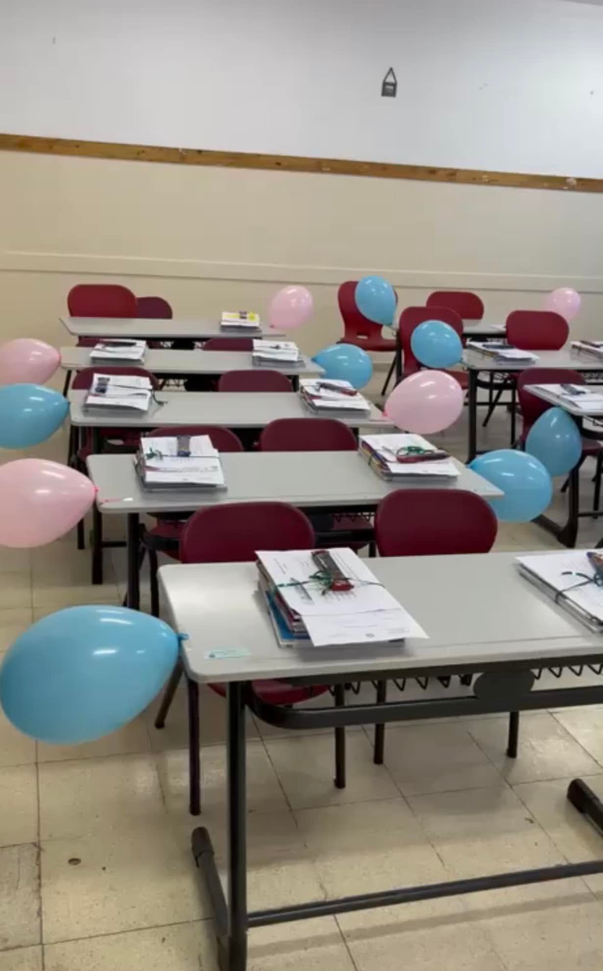 300897580_568006235114724_5593586223991764861_n
